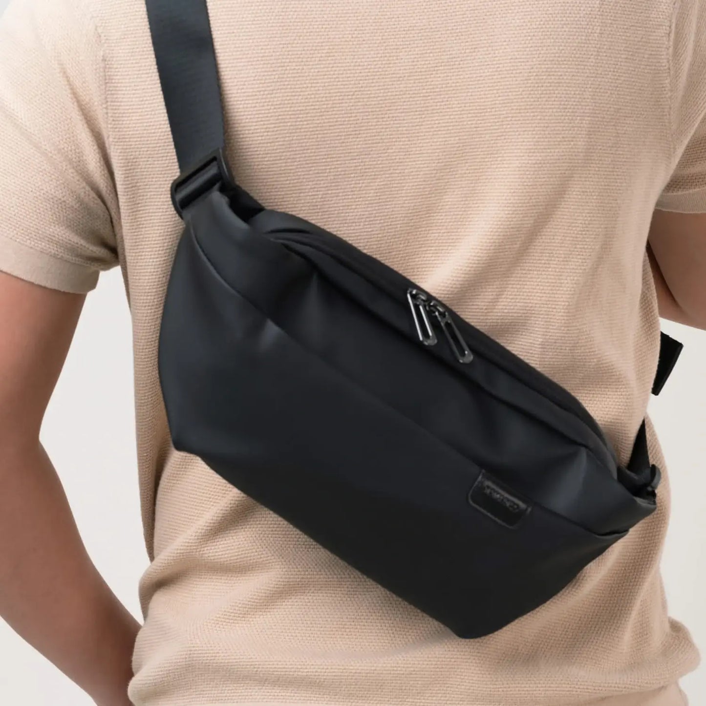 Traxel Sling Bag