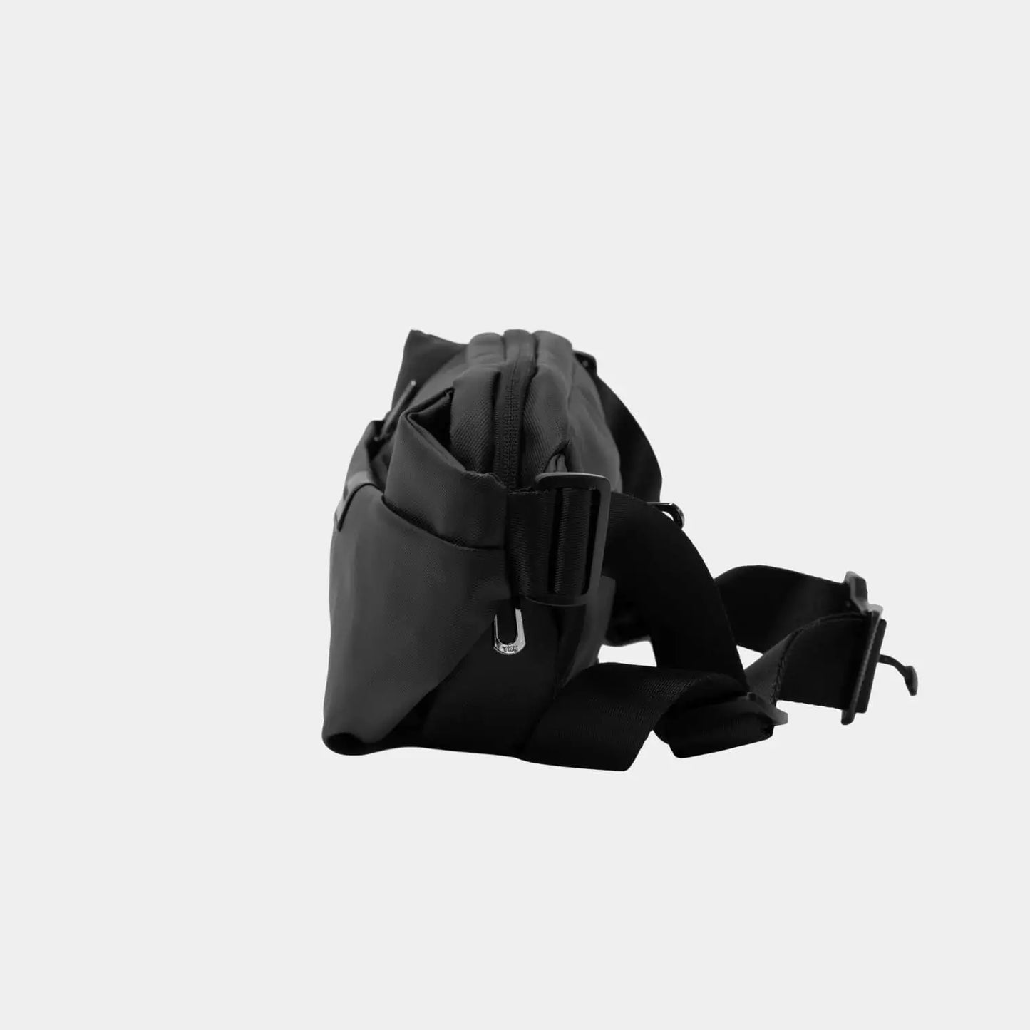 Traxel Sling Bag